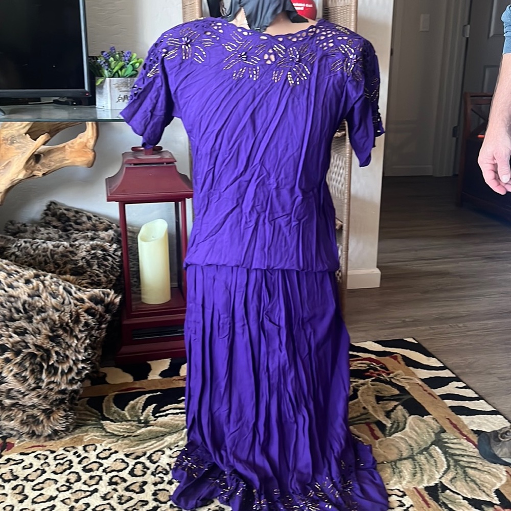 very nice purple 2 piece top/skirt